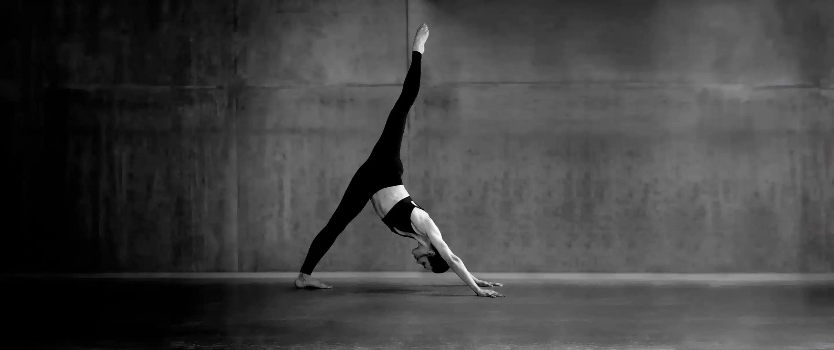 Formation professeur·e de yoga 200h (YTT Vinyasa) — Zenspace