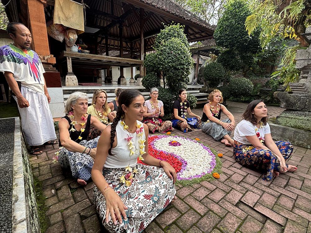 Mange . Prie . Aime-toi — Retraite spirituelle à Bali